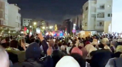 الأردن: مظاهرة حاشدة قرب السفارة الإسرائيلية في عمّان تضامنا مع غزة