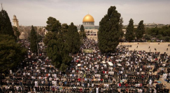 125 الف مصلٍ أدوا الجمعة الثالثة في المسجد الأقصى