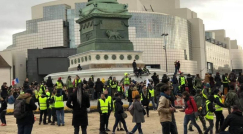 فرنسا.. "السترات الصفراء" تستعد لاحتجاجات جديدة السبت