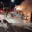  بات يام: احتراق سيارة وشاحنة فجر اليوم دون اصابات