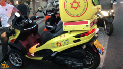   اصابة متوسطة لطفلة اثر سقوطها عن دراجة هوائية بيافا 