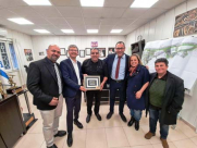 رئيس بلدية الرملة يُكرم المربي ميخائيل فانوس