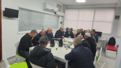 اللد: تضامن واسع مع مدير مدرسة الراشدية بعد تعرضه لإطلاق نار 