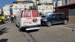 فيديو: اصابة خطرة لسيدة تعرضت للدهس في مدينة اللد 