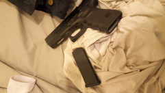 الشرطة: ضبط مسدس واعتقال مشتبه في الرملة