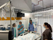 رئيس البلدية يزور الطفل محمد جنتازي في مستشفى شيبا