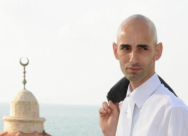 "نحن مقصرون بحق أخواننا في سوريا" بقلم: إياد زبدة 