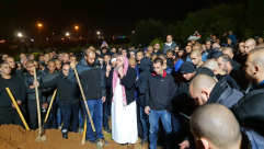 فيديو: تشييع جثمان الشاب خميس سليلة بيافا وأجواء حزينة تُخيم على المدينة