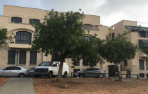 يافا: تذمّر سكان حي العجمي من امكانية اقامة مركز لمتابعة مدمني المخدرات بالحي