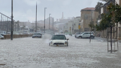 فيديو: شوارع يافا تغرق بسبب الأمطار والبلدية تُعلن حالة الطوارئ الدرجة الثالثة