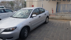 للبيع - سيارة مازدا موديل 2005 بسعر 7500 شيقل فقط