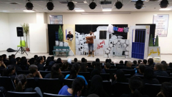 عرض مسرحية “الفخ” لطلاب مدارس اللد