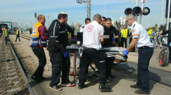 فيديو: مصرع سيدة"30 عاماً" تحت عجلات القطار في الرملة