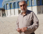 فيديو: الشيخ كمال خطيب في الاقصى بعد 3 سنوات من المنع الإسرائيلي