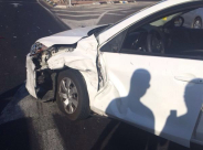 بالصور: إصابة طفيفة بحادث طرق بين مركبتين وسط مدينة الرملة 