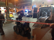 بالفيديو: الشرطة تشتبه بزرع عبوة ناسفة أسفل مركبة وسط مدينة يافا 