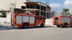   بالفيديو: حريق داخل قاعة زهرة الافراح باللد وطواقم الاطفائية تهرع للمكان 