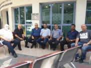 الرملة: تحسن الوضع الصحيّ للشيخ علي الدنف وتوافد الزوار للاطمئنان عليه