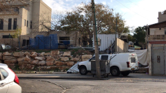 فيديو: هدم بيت قيد الانشاء يتبع لعائلة عربية في حي العجمي بيافا 