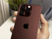  سعر هاتف "آيفون 15" سيتجاوز 2000 دولار