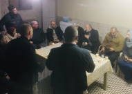  فيديو: حراك وجلسات تضامنية مع عائلة دكة بيافا بعد اعتداءات الشرطة الوحشية بحقها 