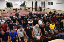  فيديو وصور: شعائر صلاتي العشاء والتراويح من مسجد العجمي بيافا 