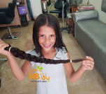  يافا: الطفلة اكرام محمد سكيس تتبرع بشعرها لمرضى السرطان 