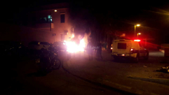  فيديو: منتصف الليلة - حريق بمركبتين في حي العجمي بمدينة يافا 