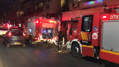  حريق بيت داخل في مدينة يافا والاطفائية تهرع للمكان