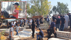 بالفيديو: جموع غفيرة من أهالي اللد تُشيّع جثمان الطفل رياض أبو شريقي ضحية حادث الدهس 