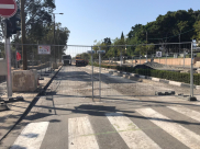 للأسبوع الثاني - اغلاق مقطع من شارع شديروت يروشلايم بيافا بسبب اعمال التطوير