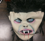  الشرطة: توقيف شابة يهودية بيافا تحمل قناعاً لاخافة صديقتها !