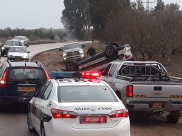 مصرع سيدة واصابة شخصين بحادث مروع بين سيارة ودورية شرطة قرب كفركما