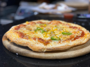 أسعار منافسة وعروض - أشهى أنواع البيتزا، المعجنات والحلويات فقط لدى "بيتزا كالميرو"