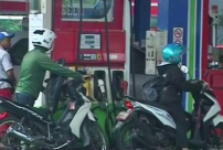 شاهد: في إندونيسيا.. اقرأ القرآن وتزود بالوقود مجانًا