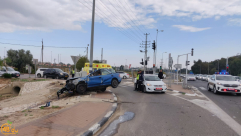  فيديو: مصرع شخص بحادث طرق ذاتي مروّع قرب الرملة