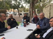 رئيس لجنة المتابعة في زيارة لخيمة العائلة اليافاوية بحديقة الغزازوة 