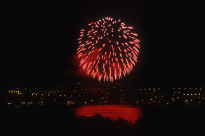 مدن ألمانية تمنع استخدام الألعاب النارية لعدم تذكير اللاجئين بأهوال الحرب