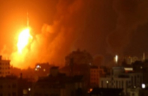 اسرائيل تشن غارات على غزة وتمنع دخول الوقود 