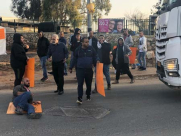 تجدد المواجهات بين الشرطة والمواطنين في قلنسوة على خلفية هدم البيوت