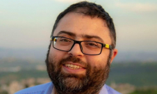 اعتقال ستة مشتبهين بقتل الصحافي نضال إغبارية