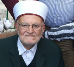 إجراء عملية قسطرة للقلب للشيخ عكرمة صبري