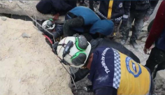 ولد مرة اخرى - طفل سوري ساعد المتطوعين على إنقاذه من تحت الأنقاض