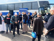 رغم اغلاق المعابر : انطلاق اول فوج معتمرين من البلاد للديار الحجازية