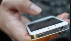 المحاكمة والسجن لمن يرسل فيديوهات غير اخلاقية للآخرين 