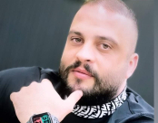 قتيل ومصابان طعنا في جديدة المكر