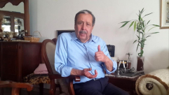 رحل بعيدا عن يافا .. سميح شبيب يدفن بمخيم اليرموك