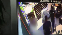 بالفيديو: تحذير - محاولة فاشلة للسطو على احد المنازل العربية بحي النزهة في يافا 