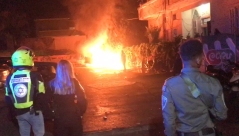  فجر اليوم: احتراق مركبة بحي العجمي دون تسجيل اصابات