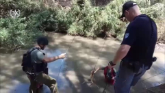 فيديو: انتشال قذيفة "هاون" علقت بصنارة صيد من نهر العوجا شمال يافا